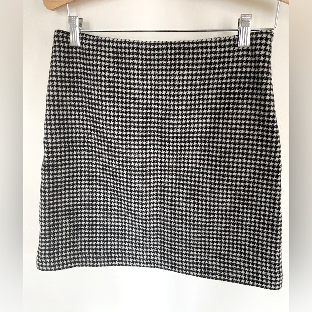 CLUB MONACO Centie houndstooth mini skirt